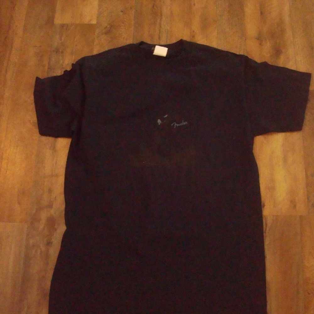 FENDER GUITARS VINTAGE 2002 SHIRT‎